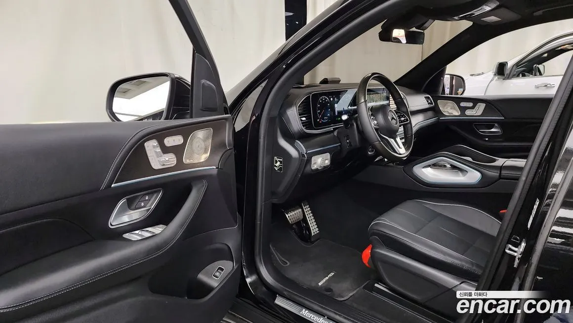 Mercedes-Benz GLS-Class — фото 10