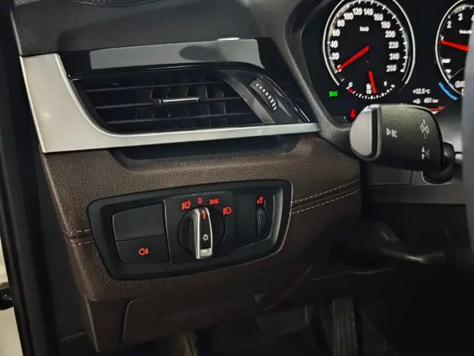 BMW X2 2022 из CN, фото 7