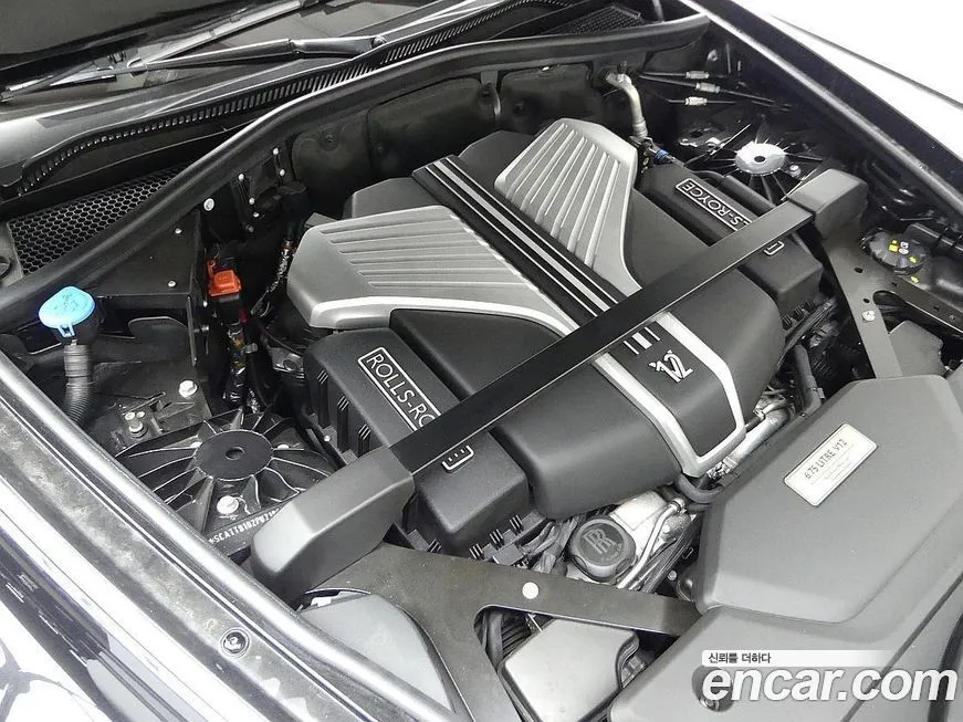 Rolls-Royce Phantom 2023 из KR, фото 6