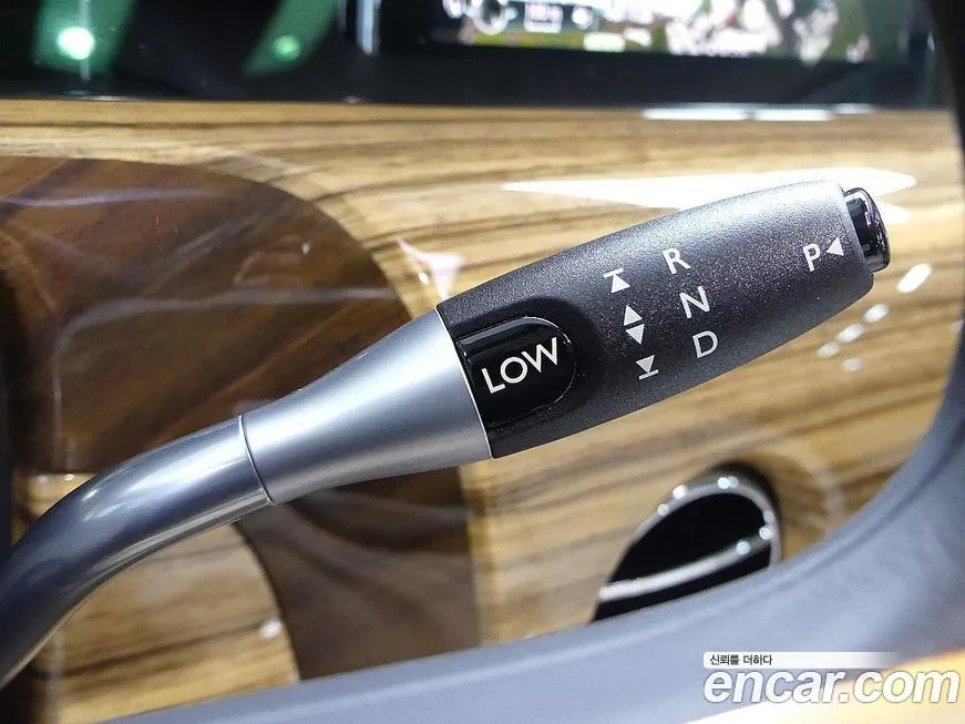 Rolls-Royce Phantom 2023 из KR, фото 9