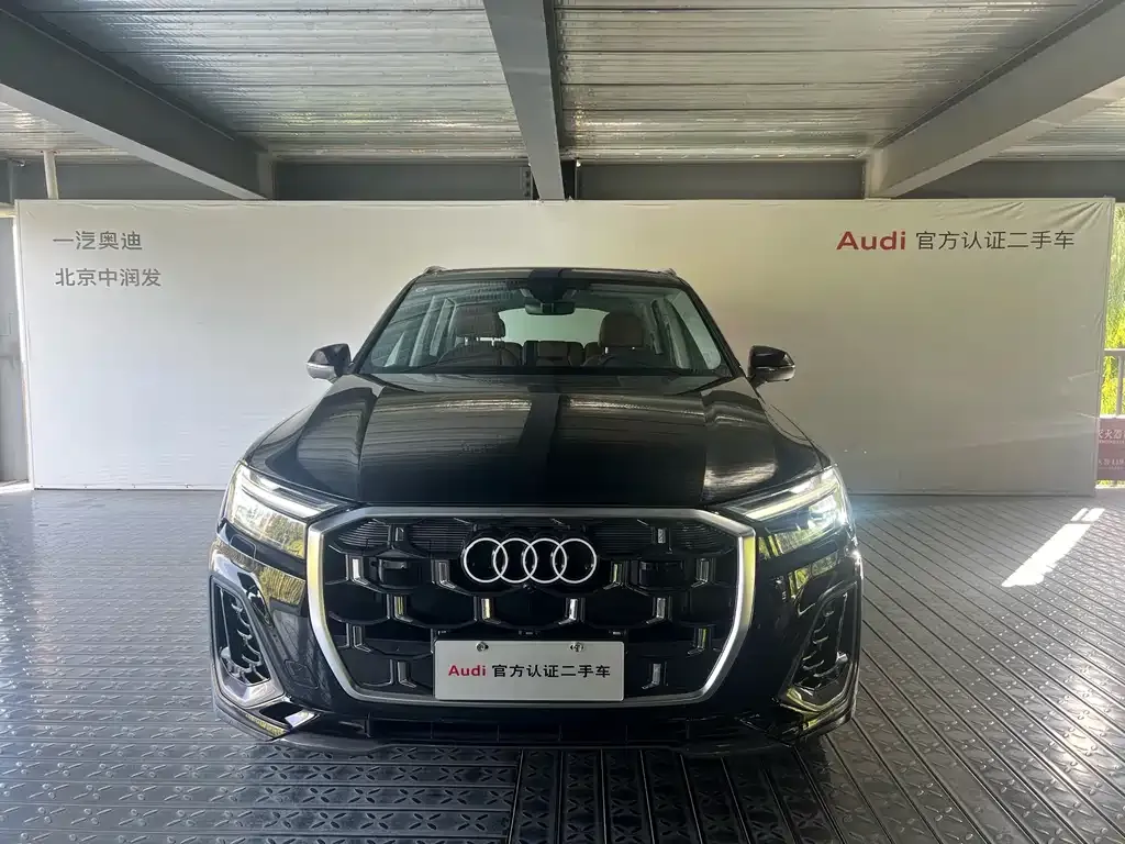 Audi Q7 — фото 2