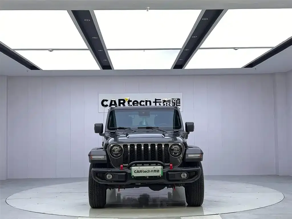 Jeep Wrangler PHEV 2022 из CN, фото 8