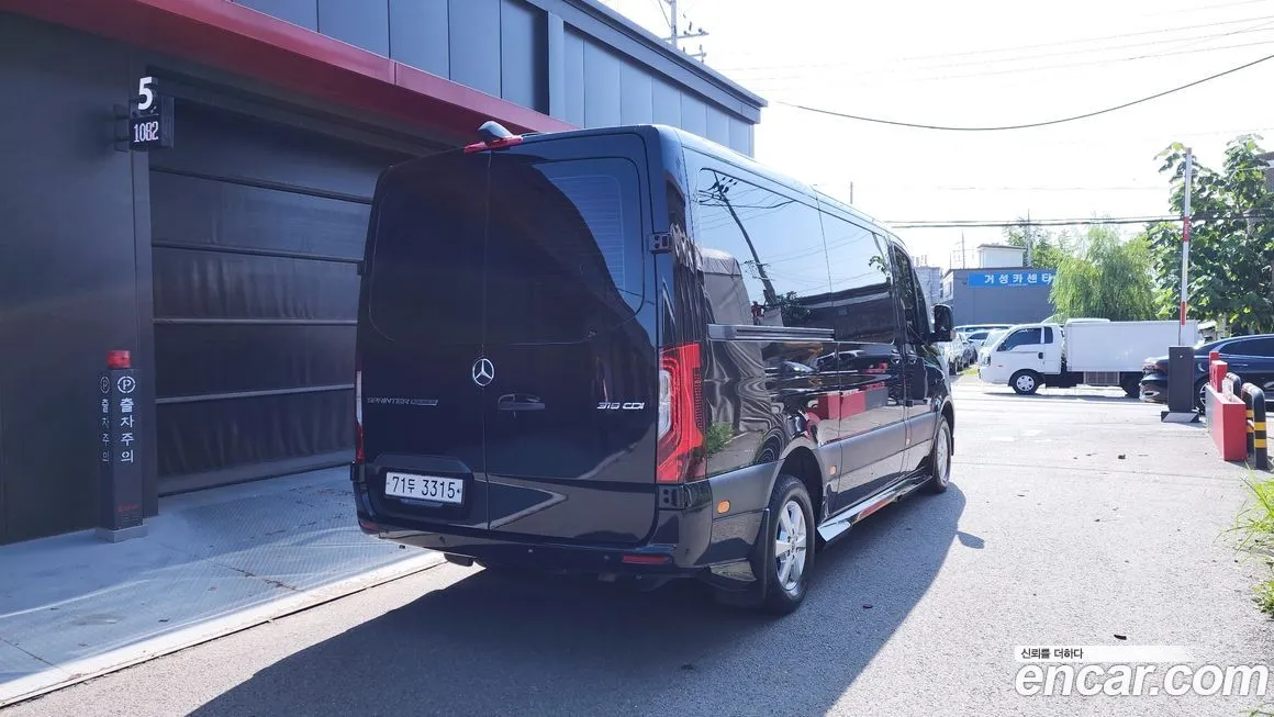 Mercedes-Benz Sprinter 2022 из KR, фото 2