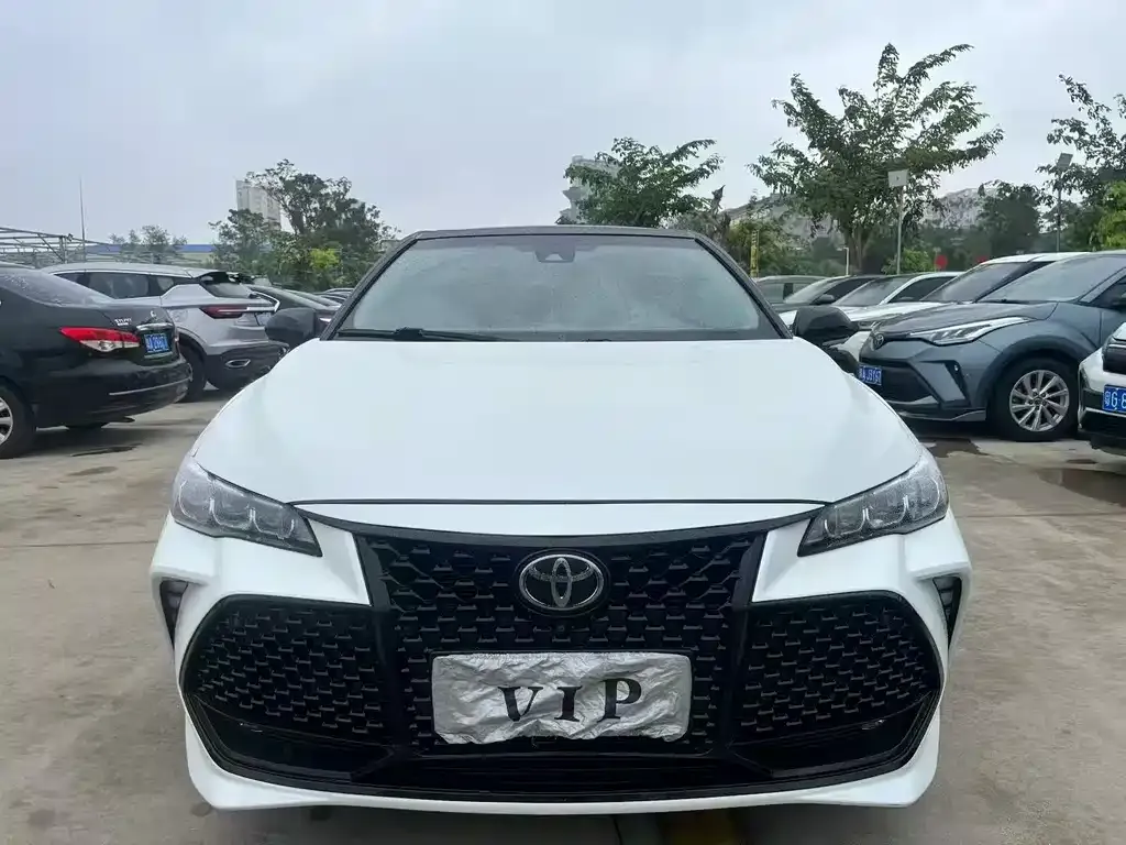Toyota Avalon 2022 из CN, фото 1