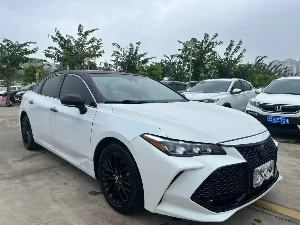 Toyota Avalon 2022 из CN, фото 3