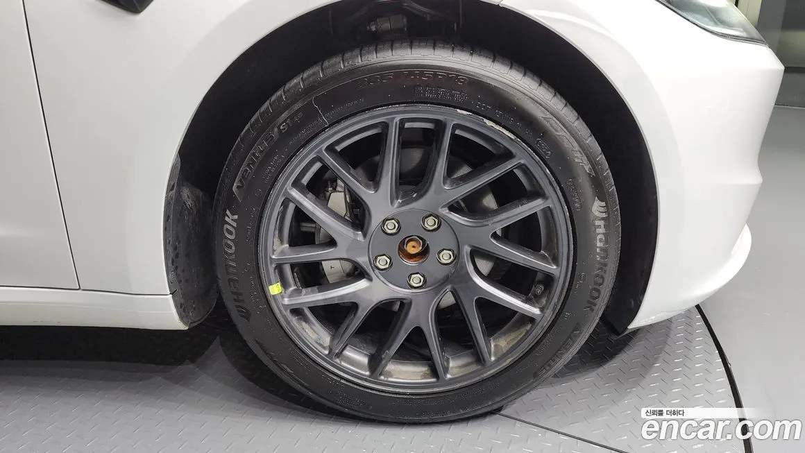 Tesla Model 3 2024 из KR, фото 5