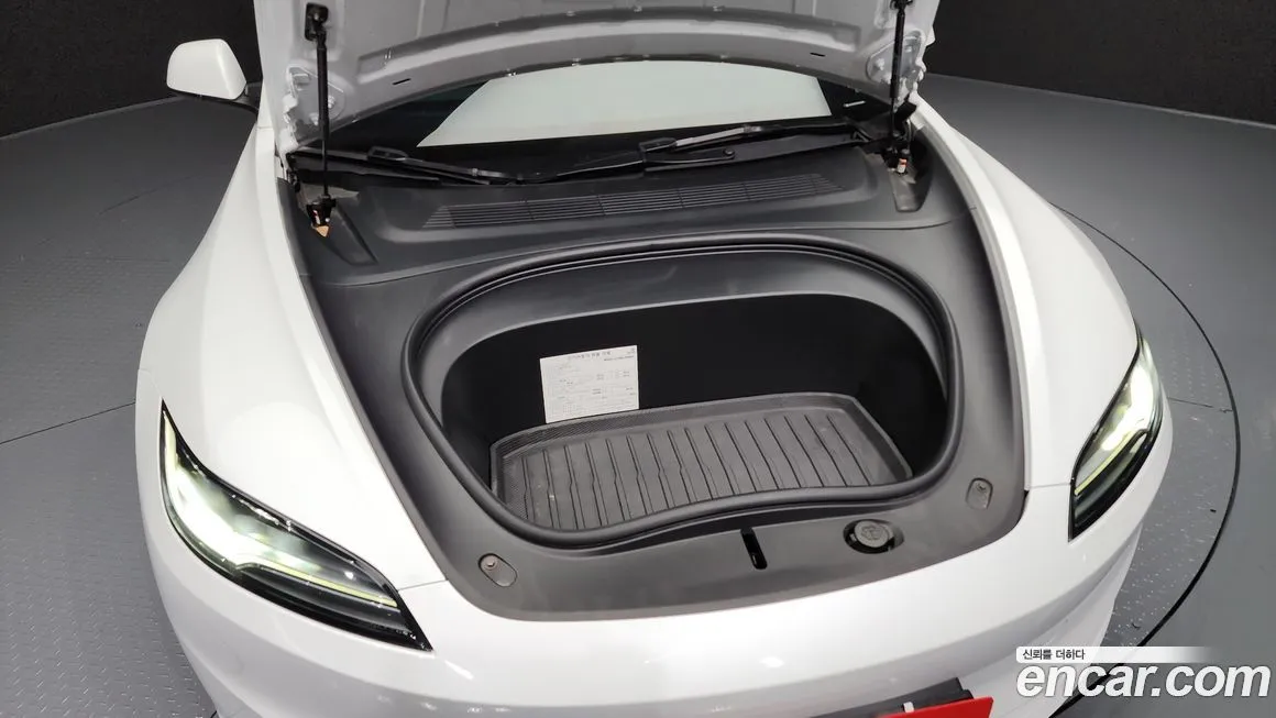 Tesla Model 3 2024 из KR, фото 6