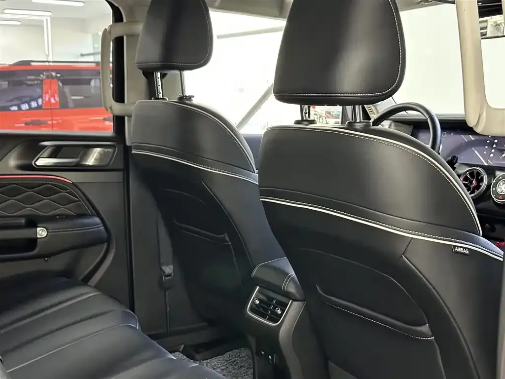 Tank 300 — фото 10