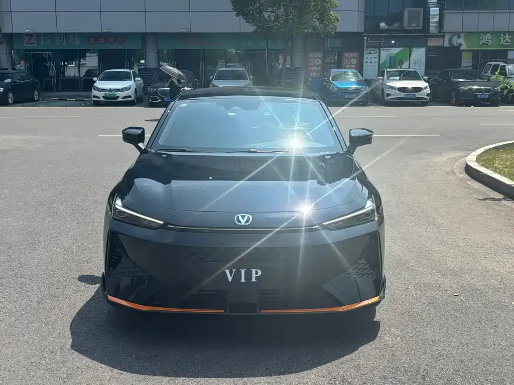 Changan UNI-V 2025 из CN, фото 2