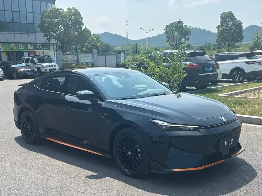 Changan UNI-V 2025 из CN, фото 3