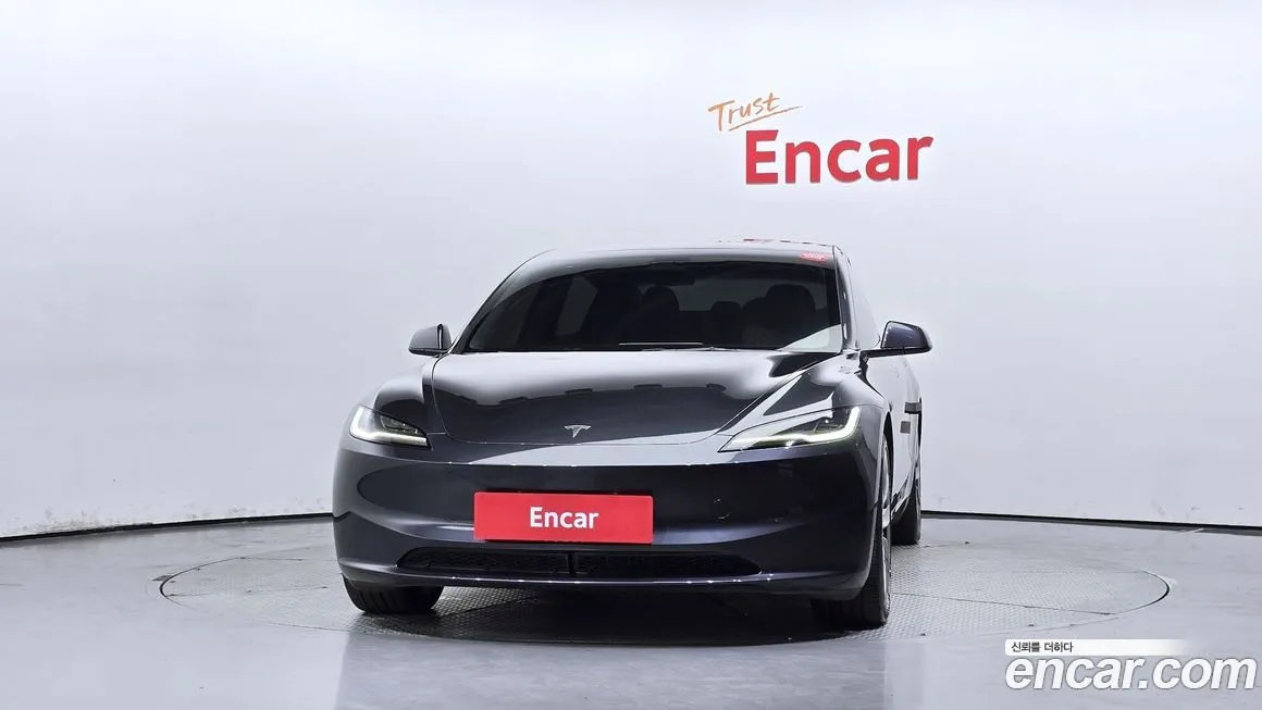 Tesla Model 3 — фото 3