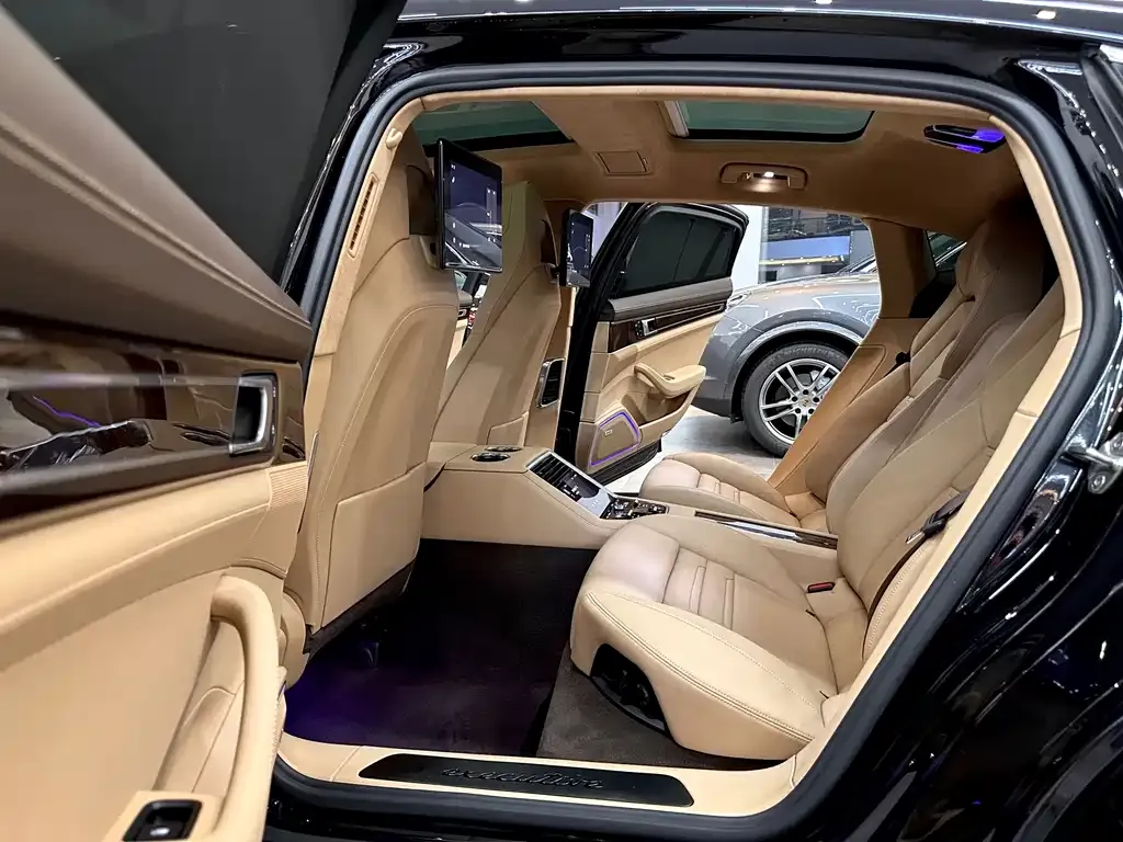 Porsche Panamera 2022 из CN, фото 9