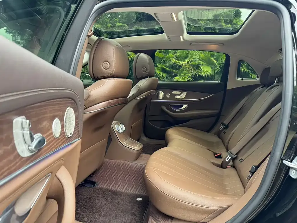 Mercedes-Benz E-Class 2021 из CN, фото 6