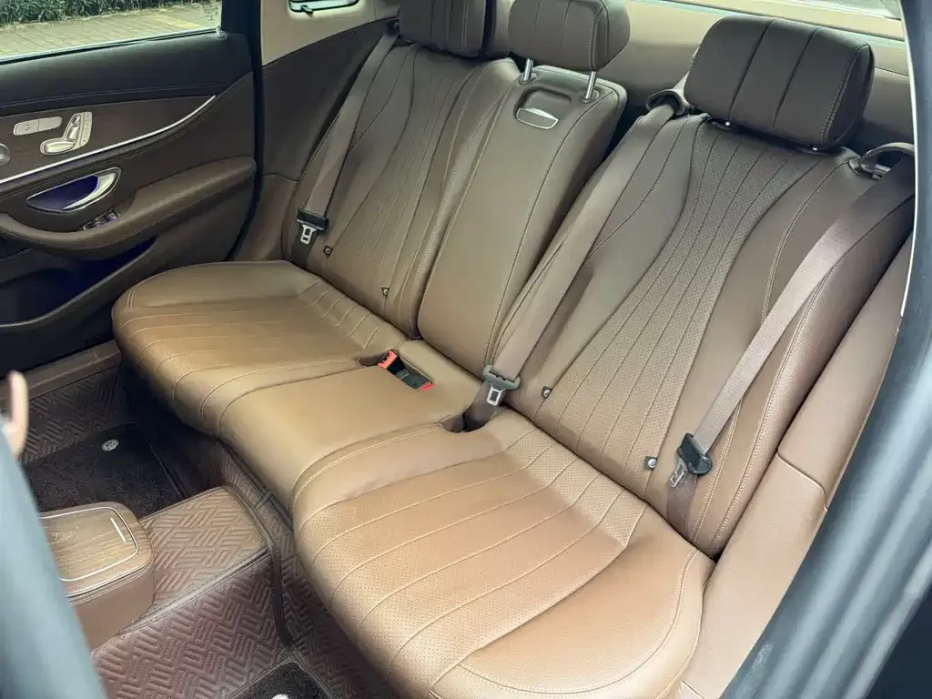 Mercedes-Benz E-Class 2021 из CN, фото 7