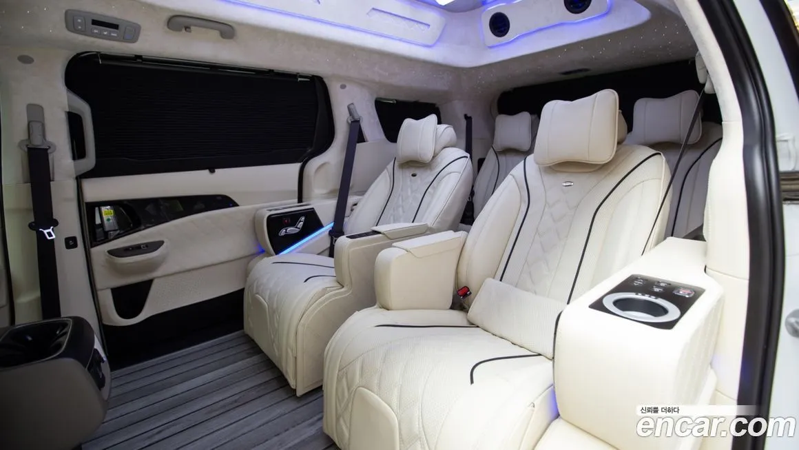 Kia Carnival — фото 10