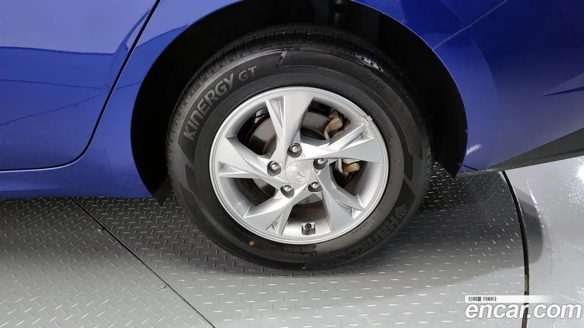 Hyundai AVANTE 2021 из KR, фото 5