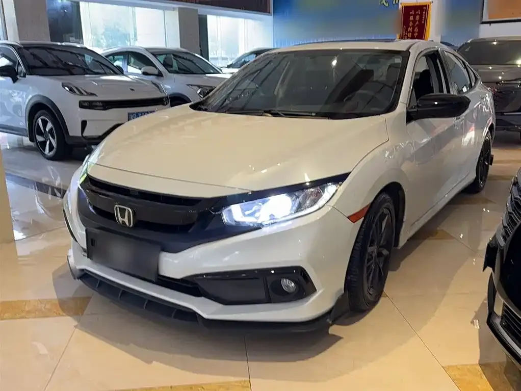 Honda Civic — фото 2