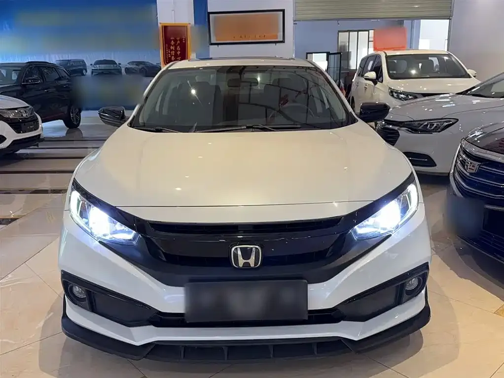 Honda Civic — фото 3