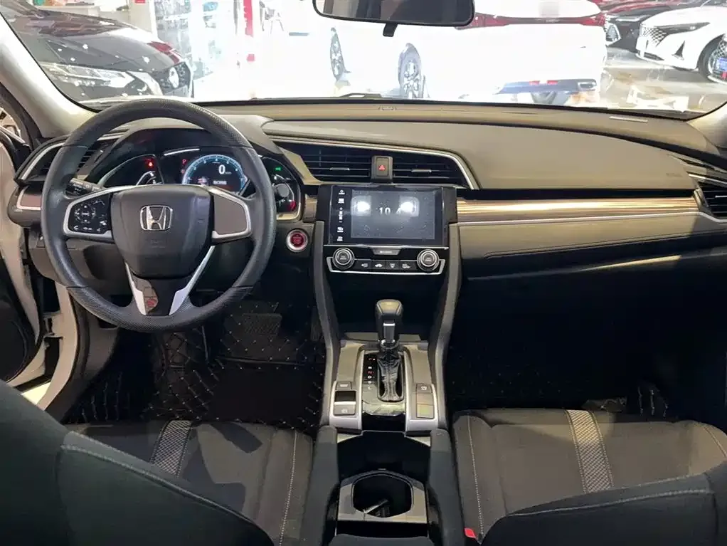 Honda Civic — фото 8