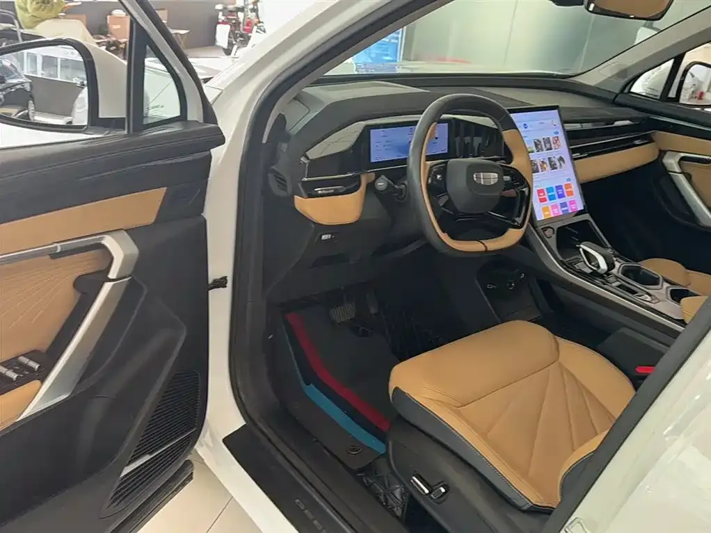 Geely Boyue L 2023 из CN, фото 10