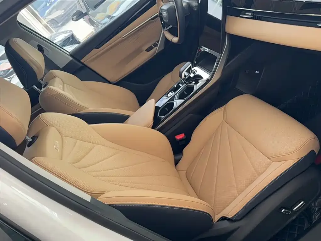Geely Boyue L 2023 из CN, фото 9