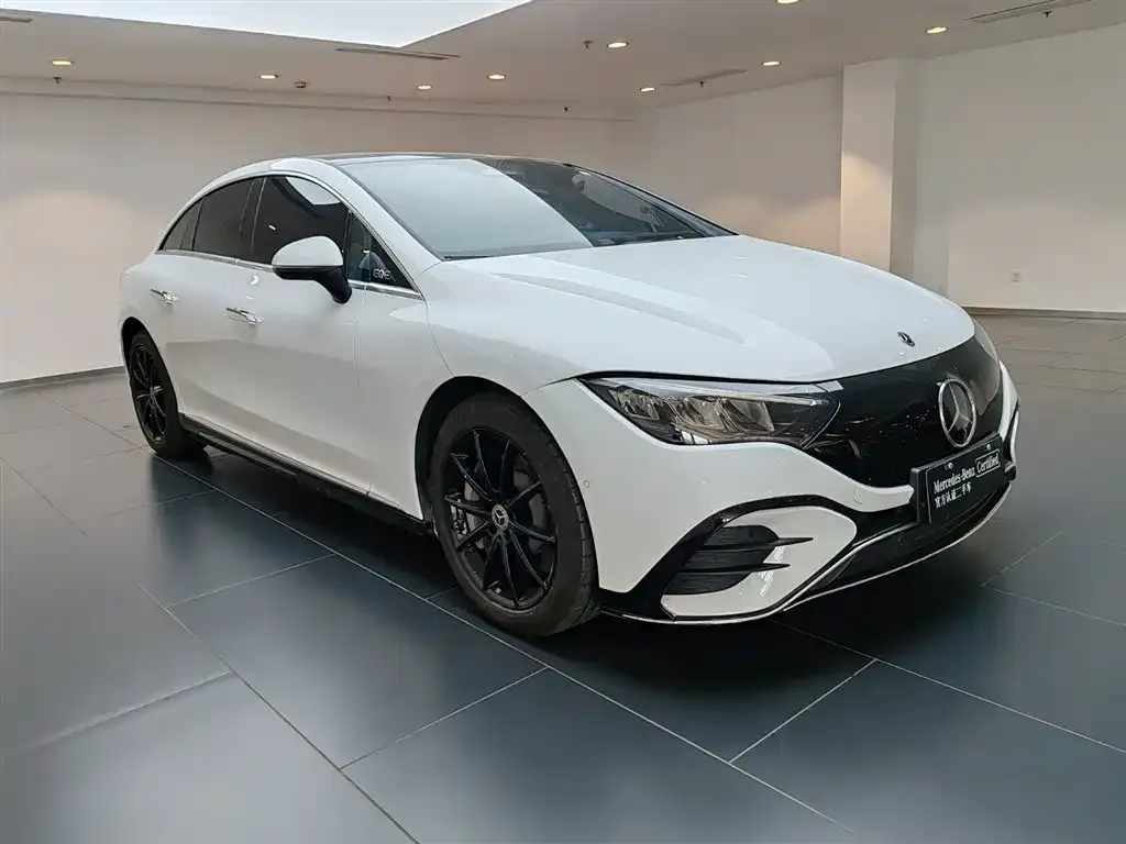 Mercedes-Benz EQE 2023 из CN, фото 2