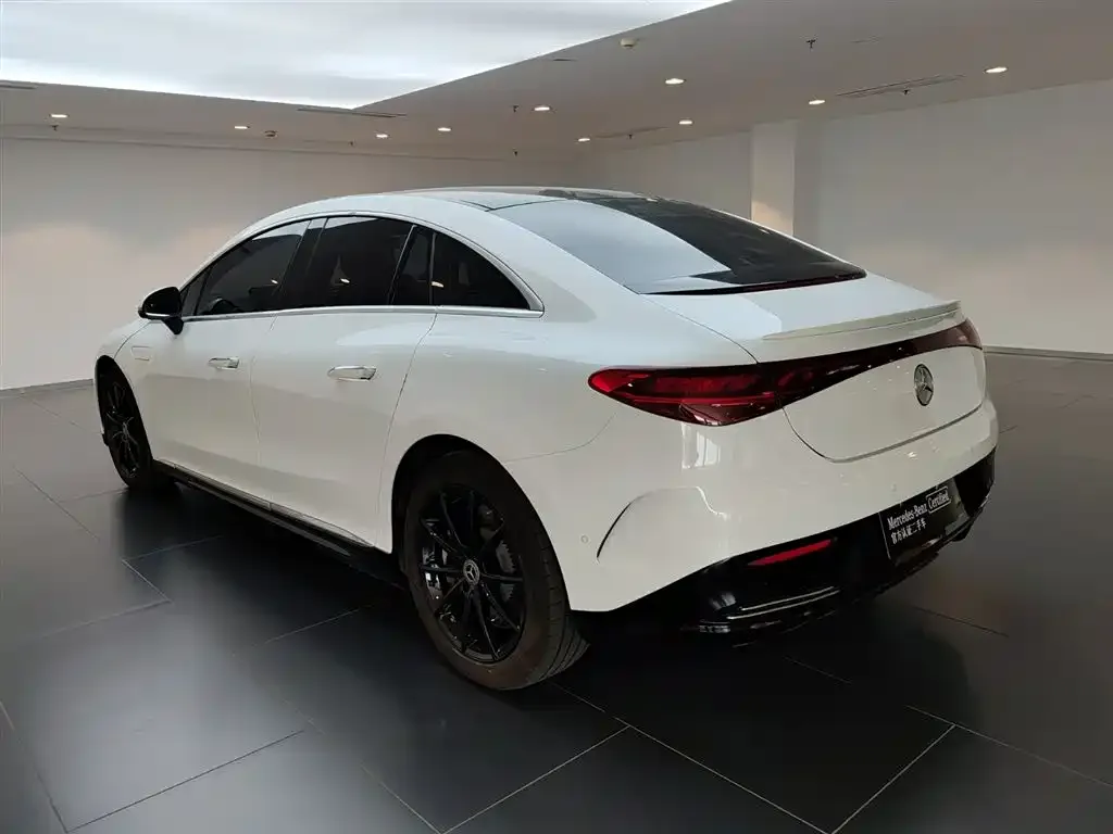 Mercedes-Benz EQE 2023 из CN, фото 6