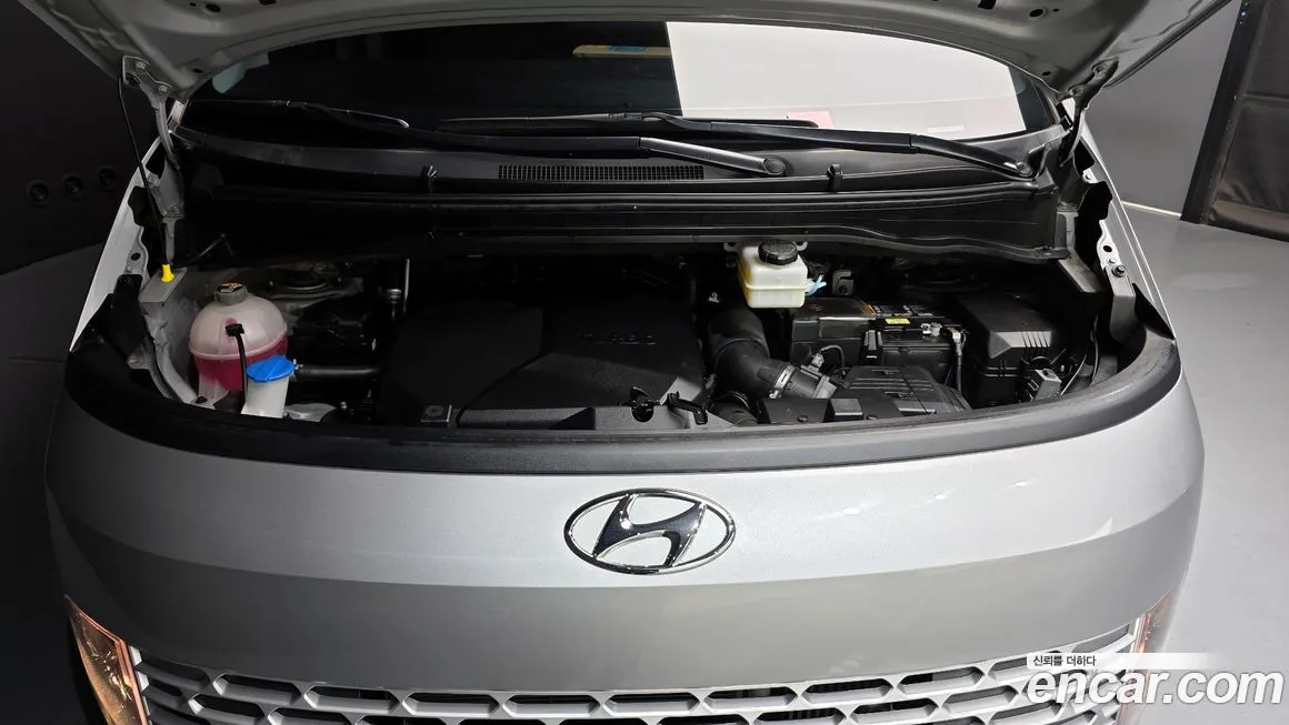 Hyundai Staria — фото 6