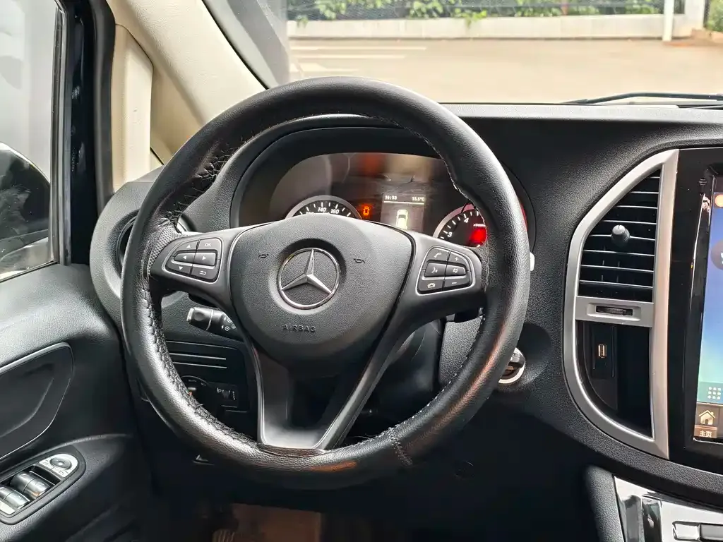 Mercedes-Benz Vito 2021 из CN, фото 7