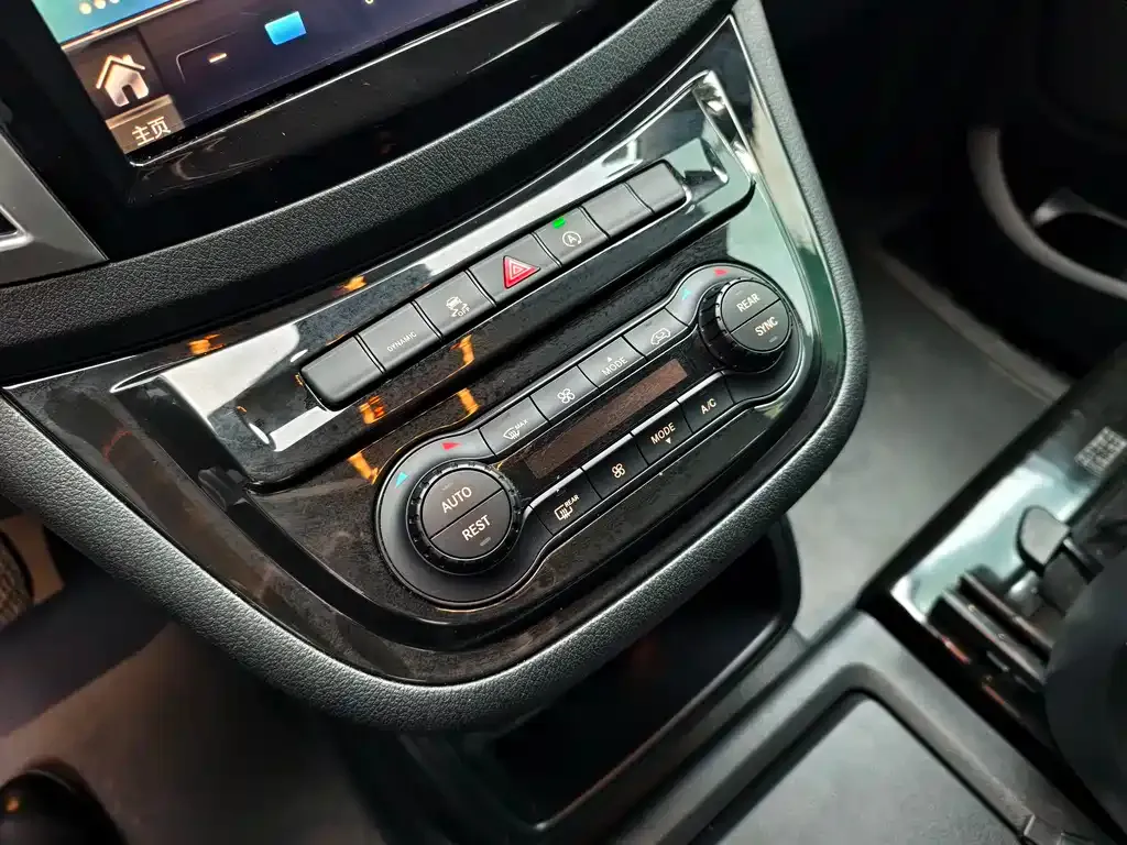 Mercedes-Benz Vito 2021 из CN, фото 9