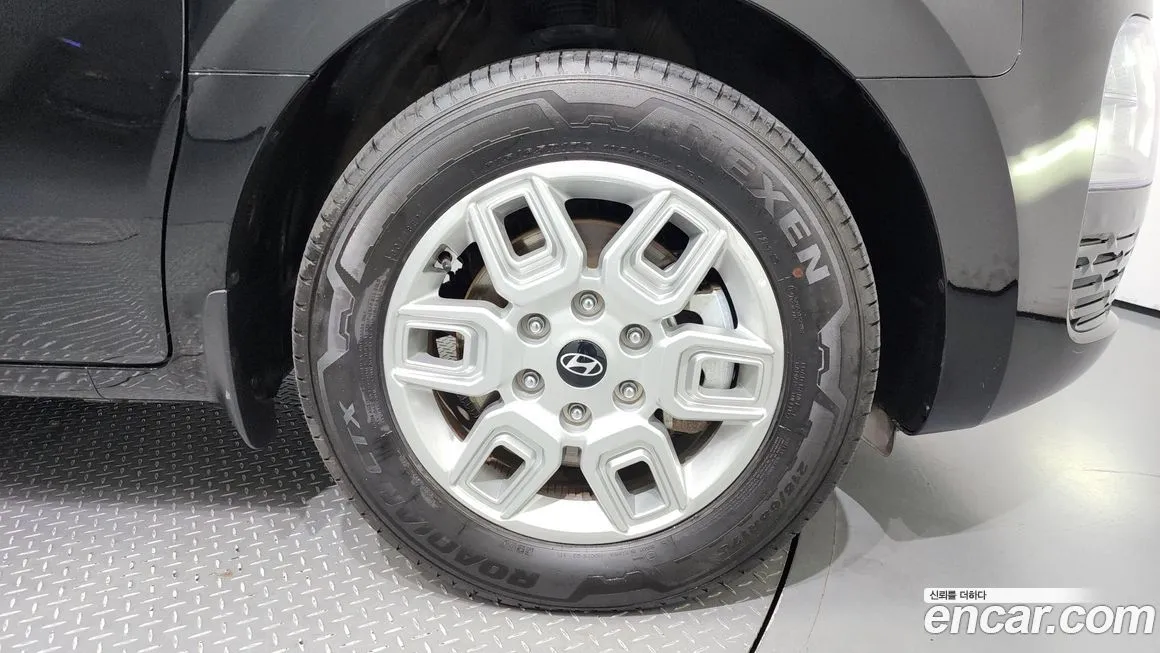 Hyundai Staria 2025 из KR, фото 5