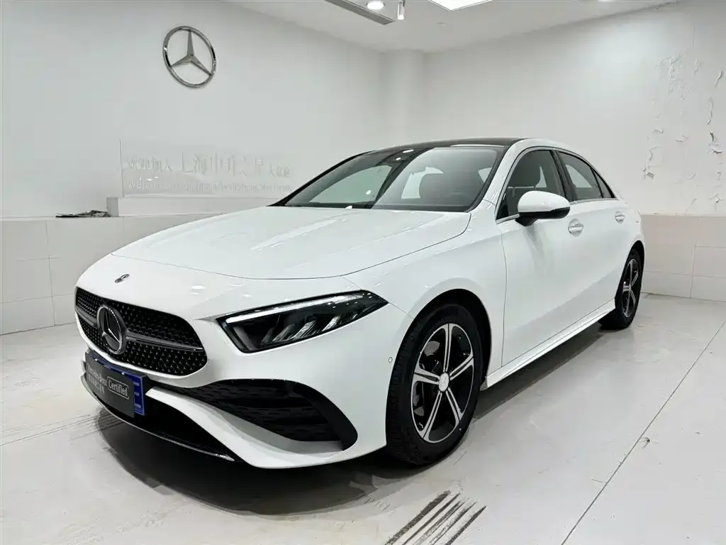 Mercedes-Benz A-Class 2023 из CN, фото 1