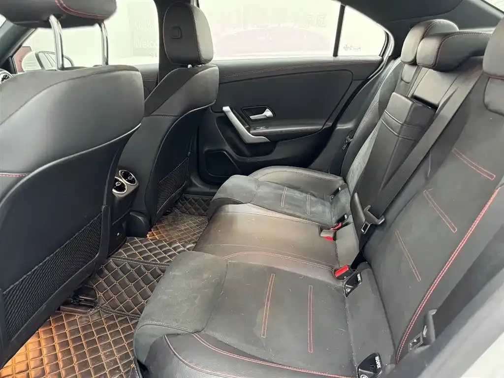 Mercedes-Benz A-Class 2023 из CN, фото 3