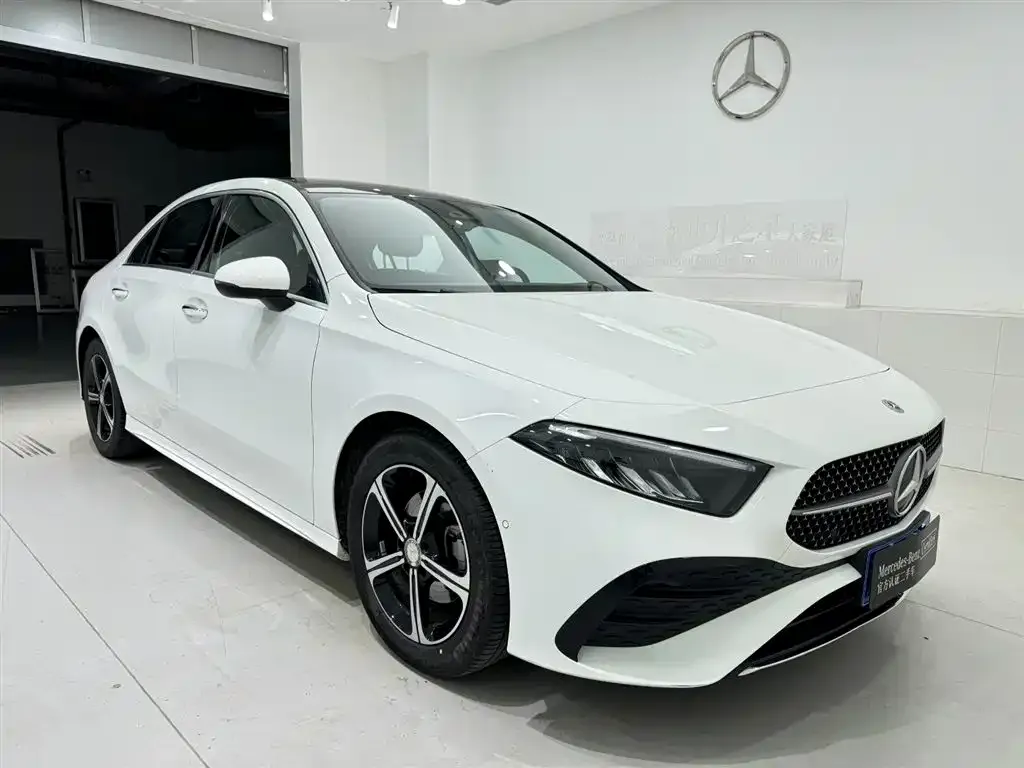 Mercedes-Benz A-Class 2023 из CN, фото 8