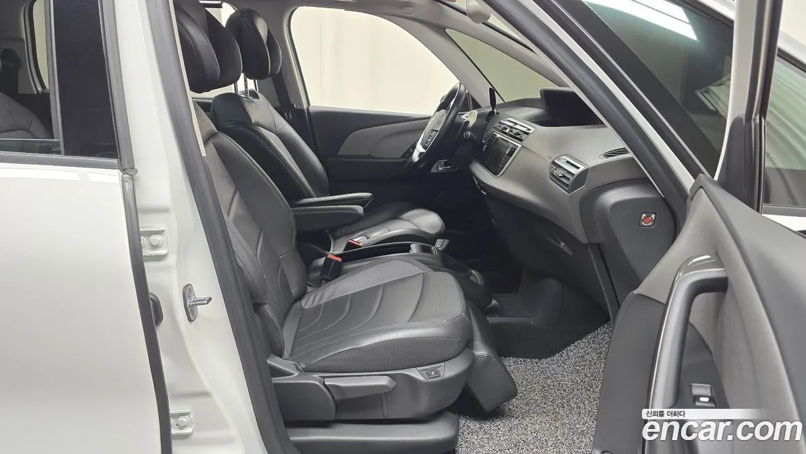 Citroen (DS) C4 SpaceTourer 2021 из KR, фото 10