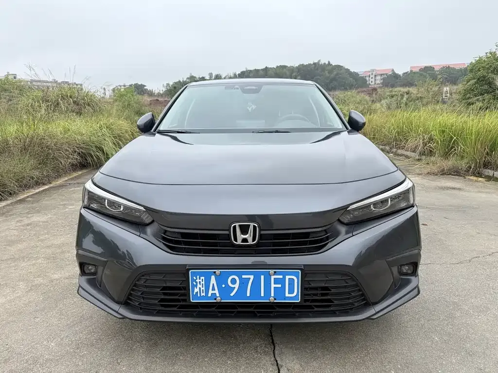 Honda Civic 2024 из CN, фото 2