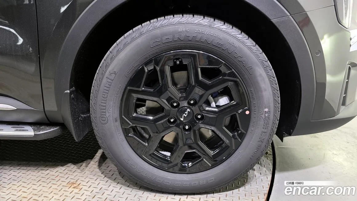 Kia Sorento — фото 5