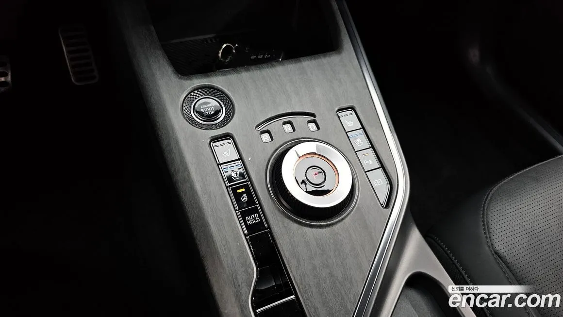 Kia Niro — фото 9