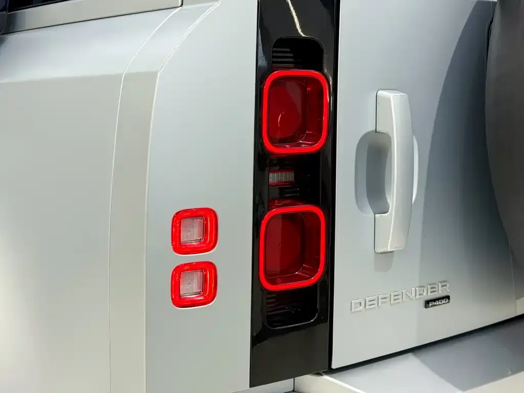 Land Rover Defender 2022 из CN, фото 7