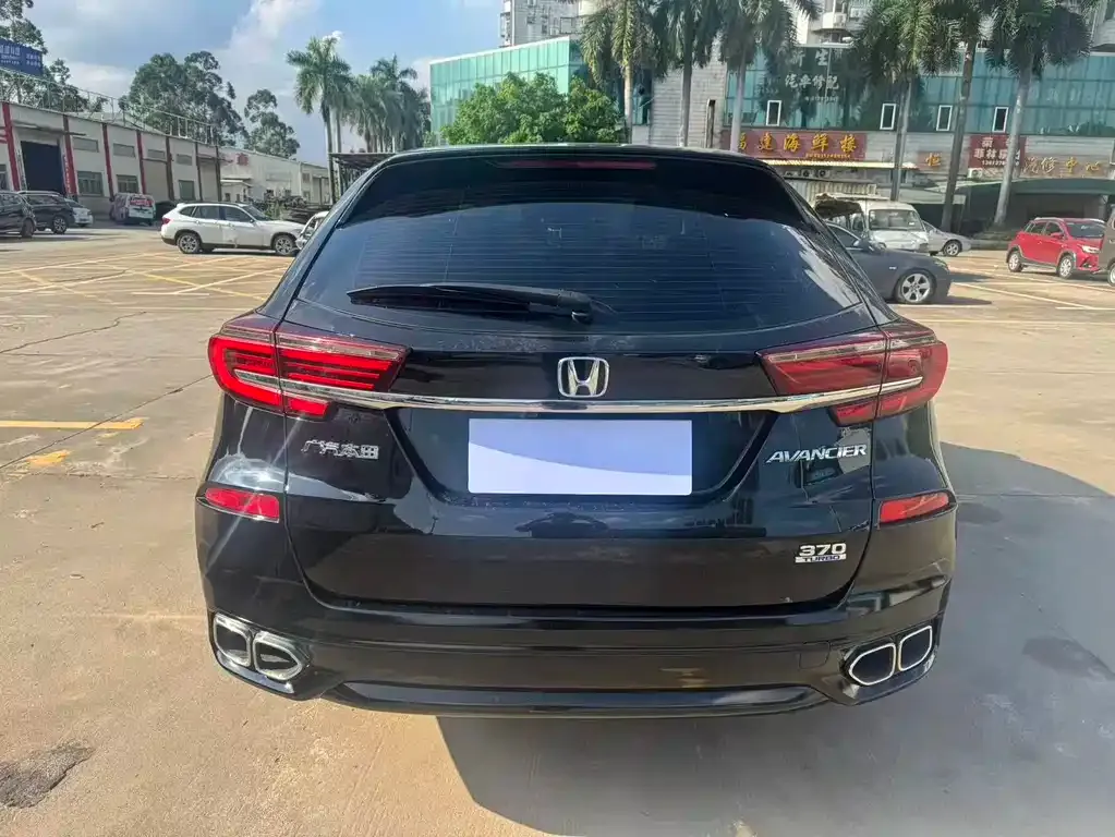 Honda Avancier 2023 из CN, фото 6