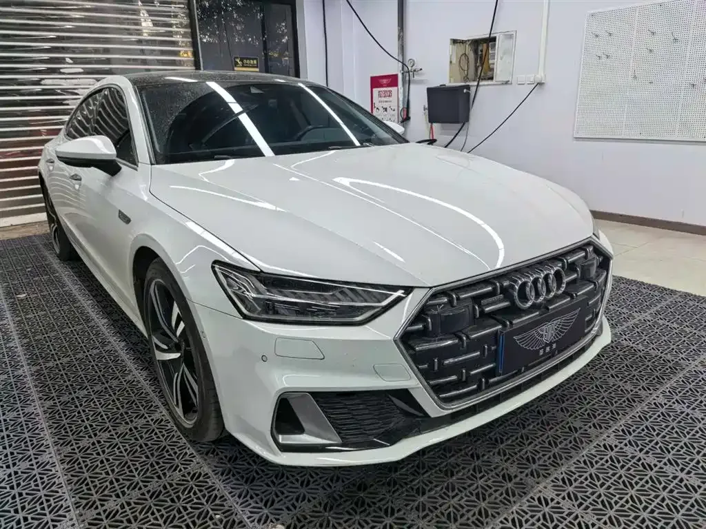 Audi A7L — фото 3