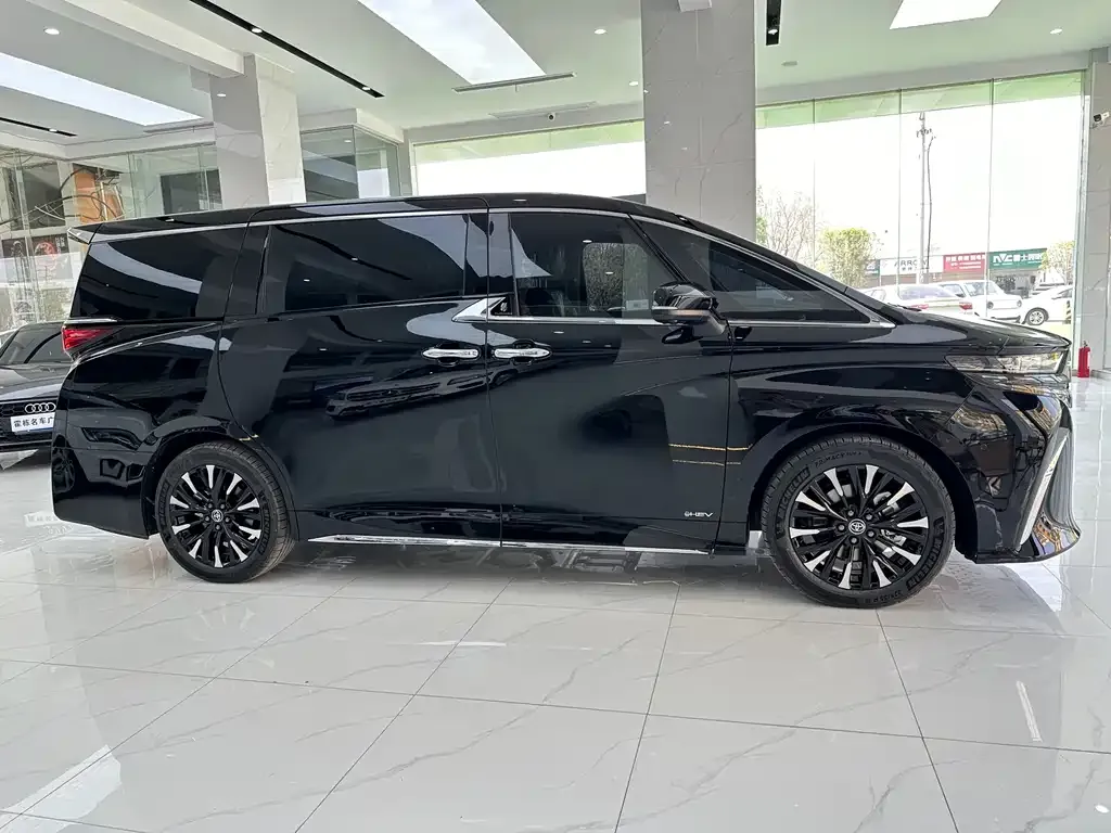 Toyota Alphard 2025 из CN, фото 4