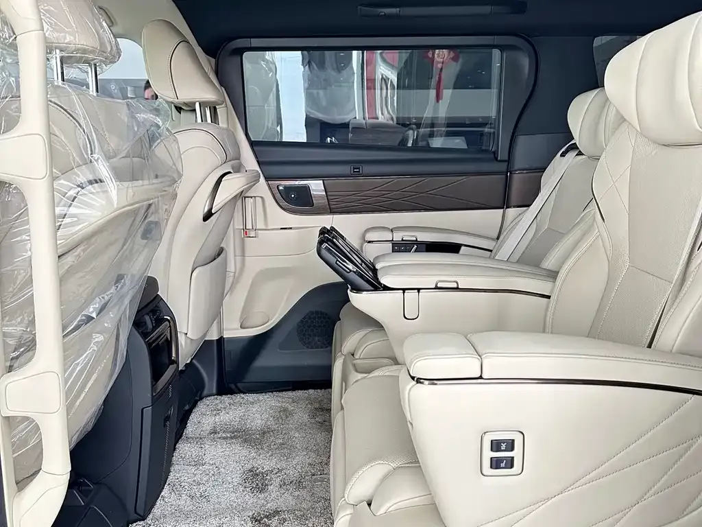 Toyota Alphard 2025 из CN, фото 8