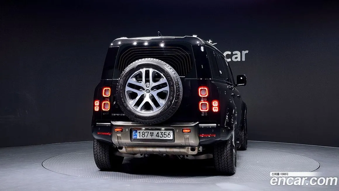 Land Rover Defender — фото 4