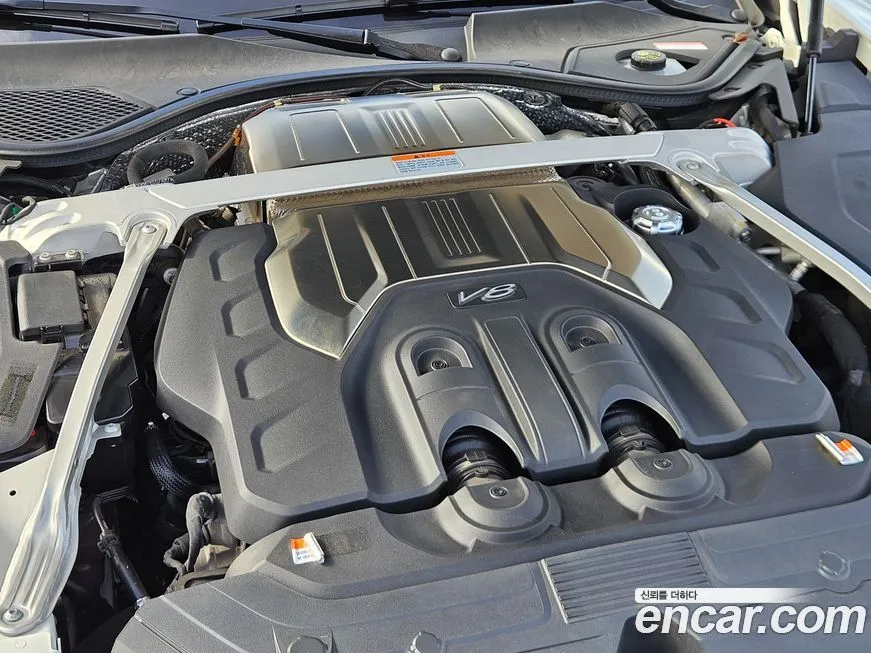 Bentley Continental 2022 из KR, фото 6