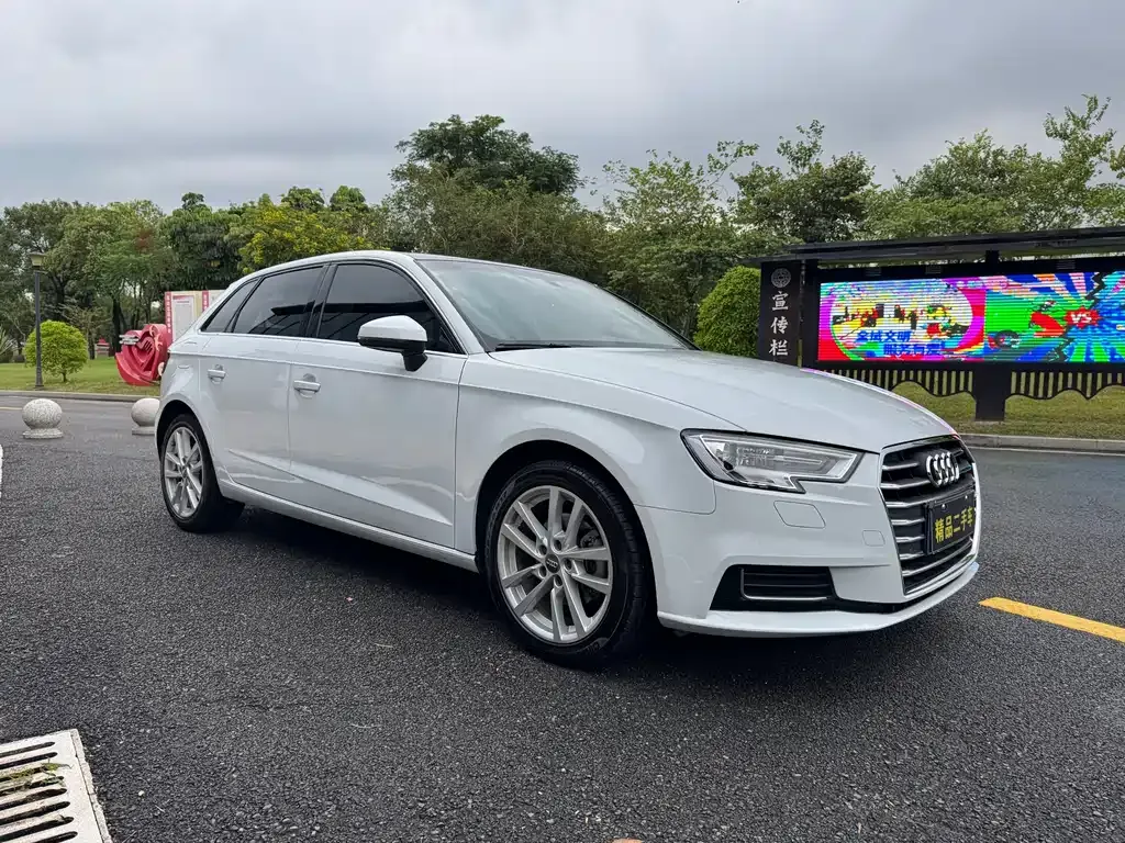 Audi A3 2021 из CN, фото 3