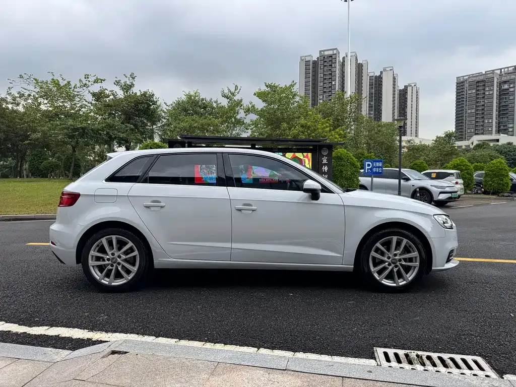 Audi A3 2021 из CN, фото 4
