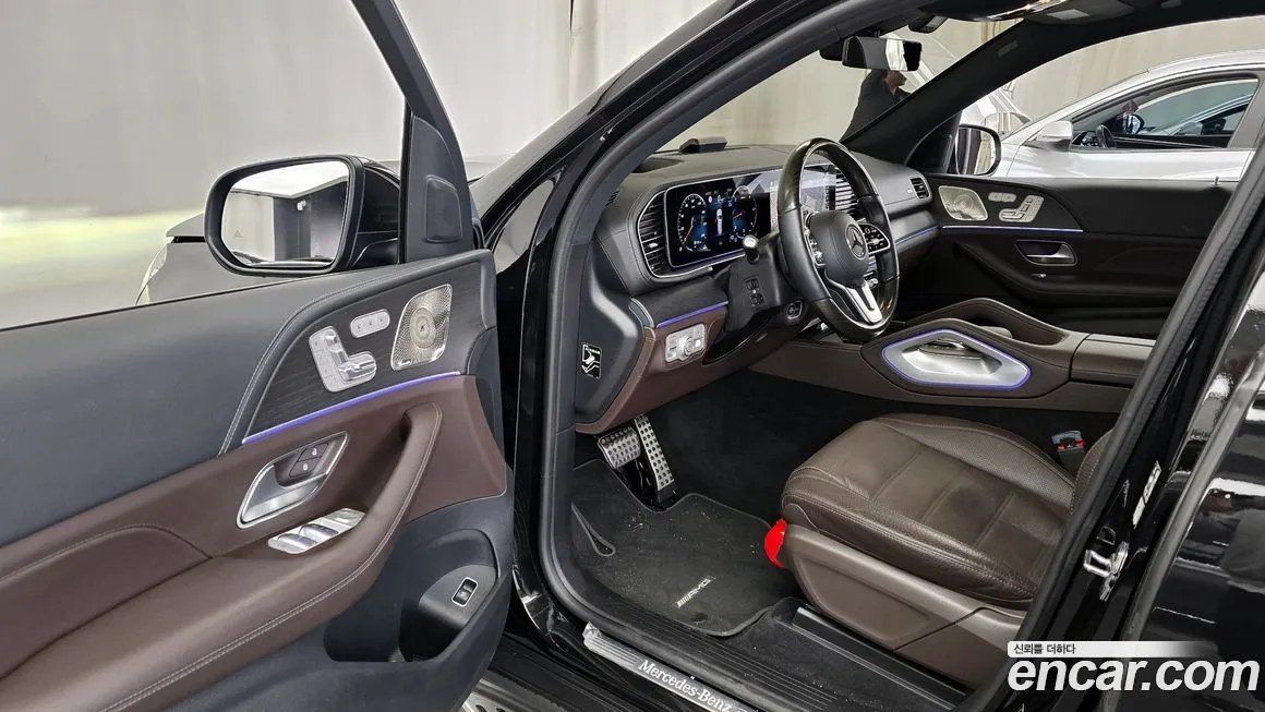 Mercedes-Benz GLS-Class — фото 10