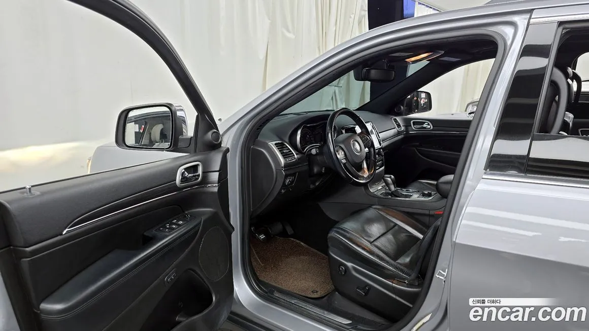 Jeep Cherokee 2021 из KR, фото 10