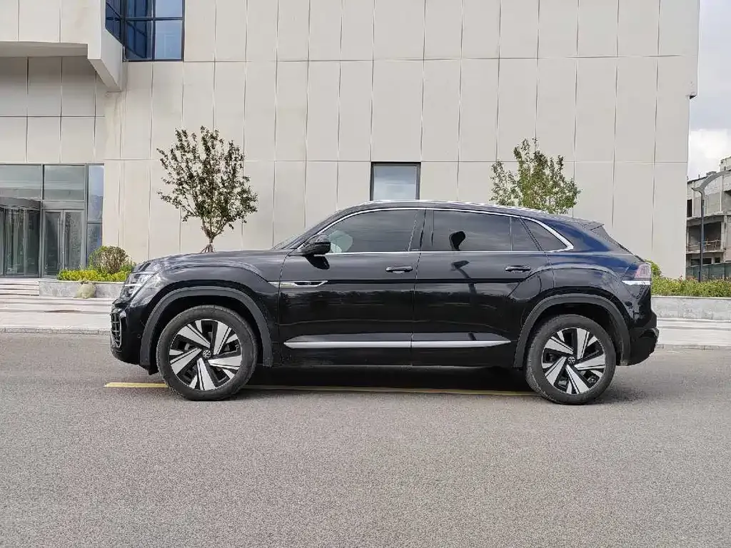 Volkswagen Teramont 2024 из CN, фото 4